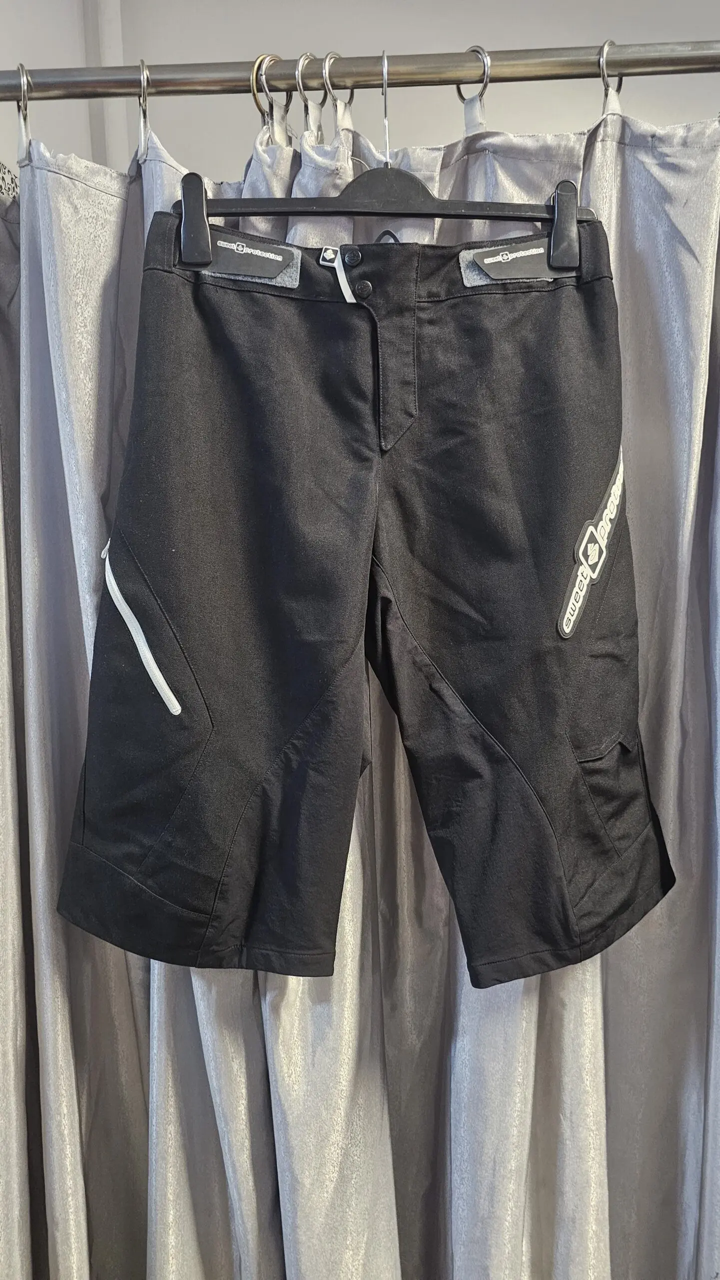 Pantaloni moto scurti marimea L PCE0009