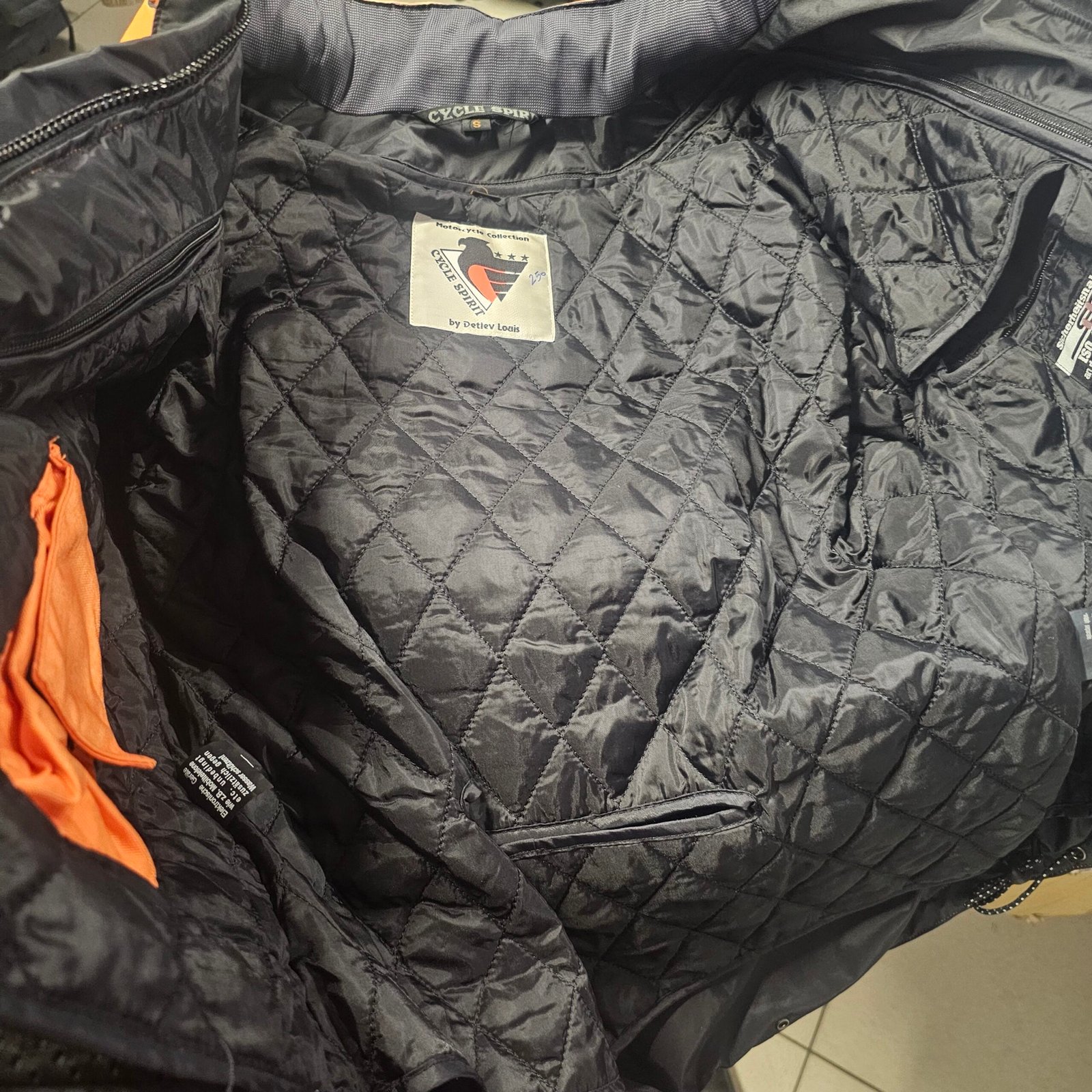 Geaca moto marimea S GTE0063 4 Geaca moto marimea S GTE0063 - imagine 4