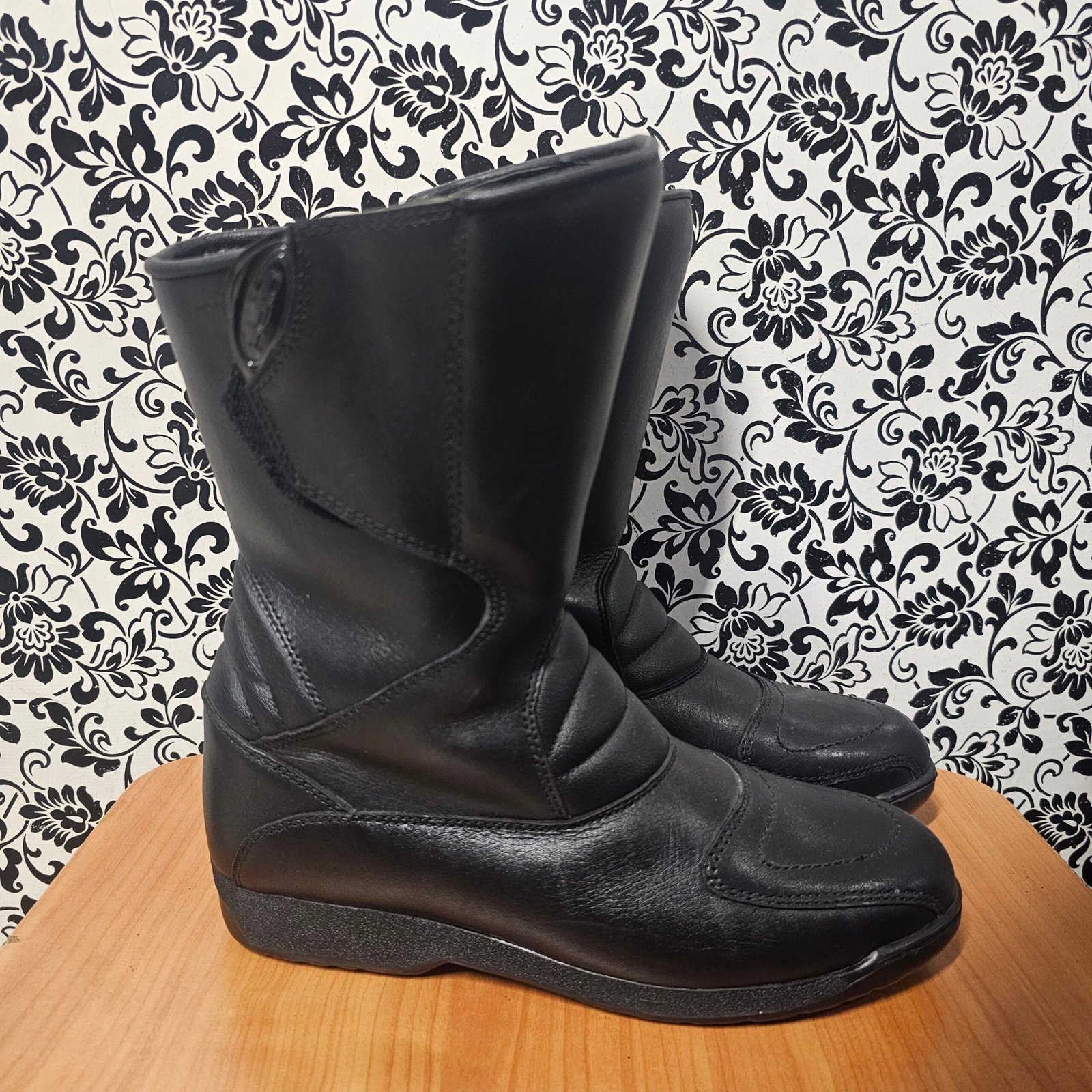 Ghete dama 39 GHE0002 2 Ghete dama 39 GHE0002 - imagine 2