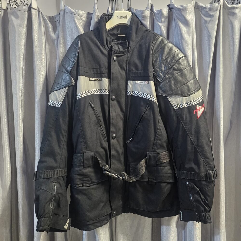 664ae2bf-7b8f-4194-af2c-e275f04b868b Geacă moto mărimea L GTE0127