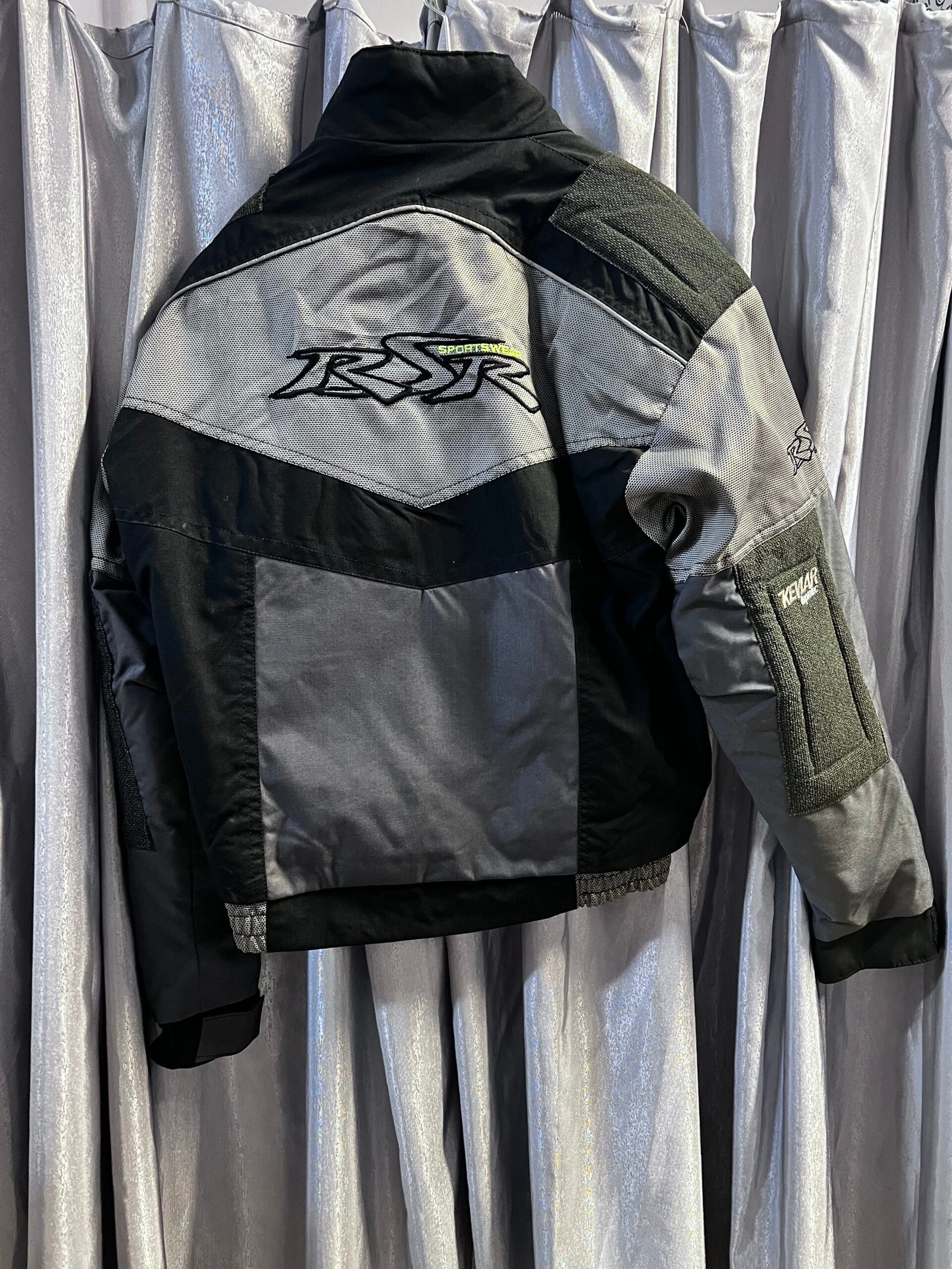 Geacă moto mărimea S GTE0025 4 Geacă moto mărimea S GTE0025 - imagine 4