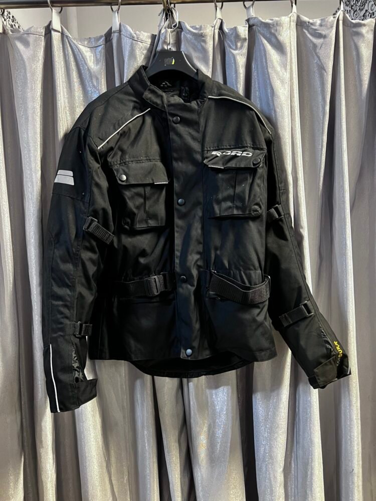 IMG_8602 Geacă moto mărimea M GTE0107