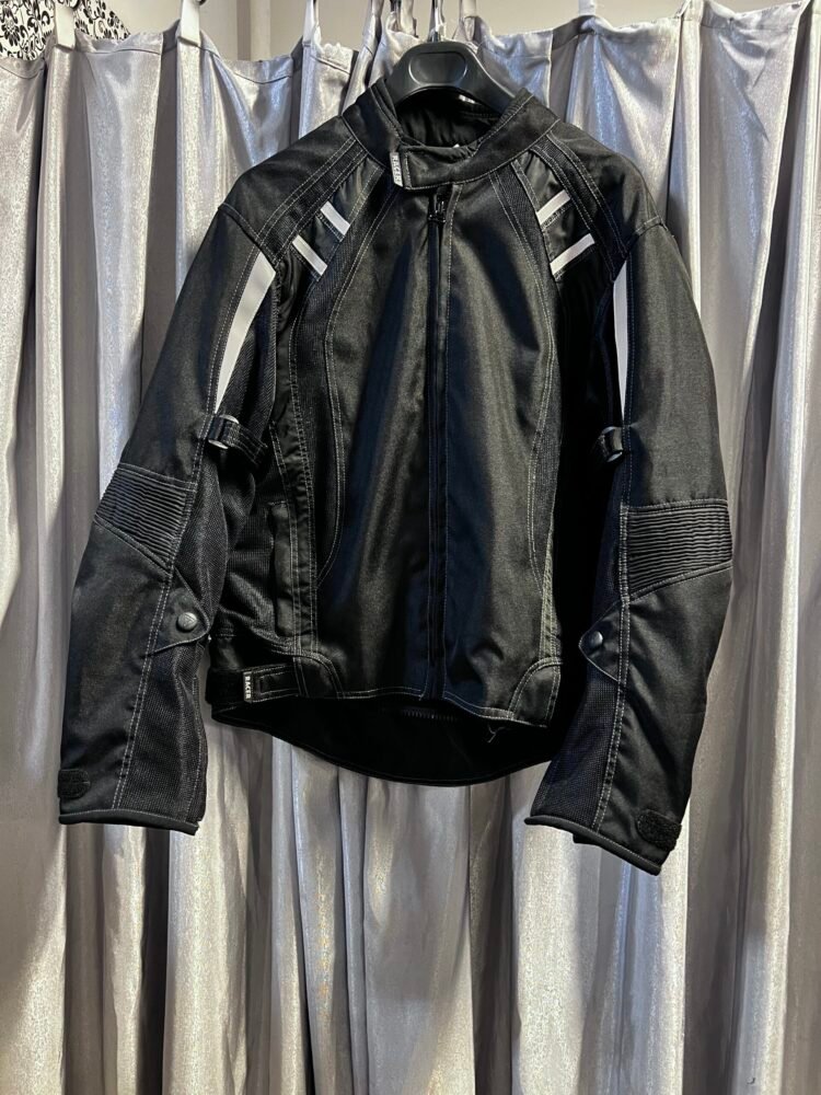 IMG_8886 Geacă moto mărimea XL GTE0144