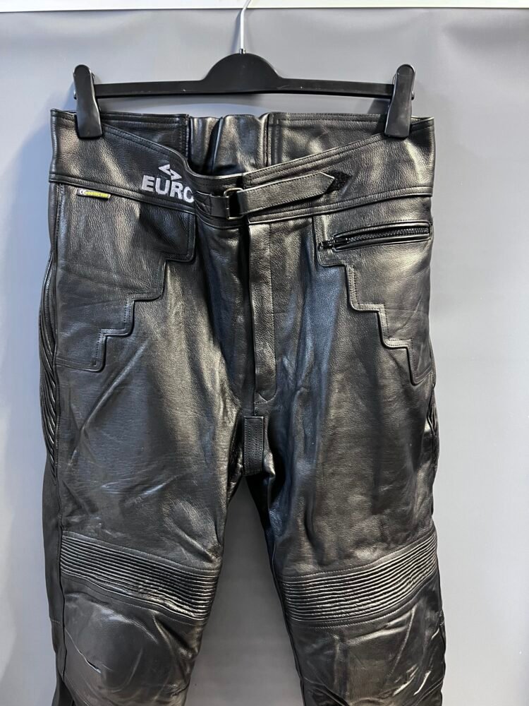 Pantaloni piele mărimea M-L PPI0016 3 Pantaloni piele mărimea M-L PPI0016 - imagine 3