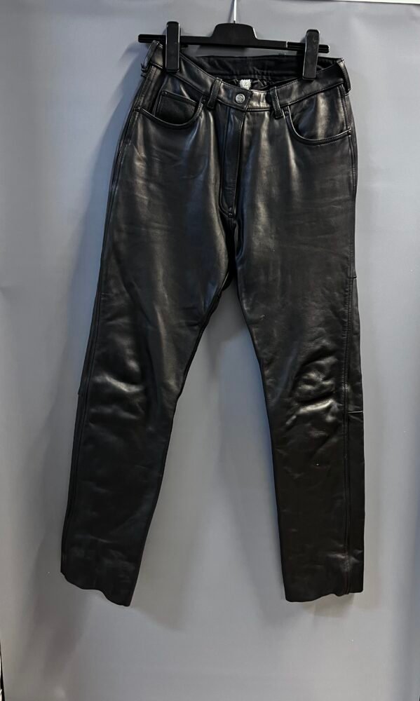 IMG_9019 Pantaloni piele mărimea M-L PPI0023