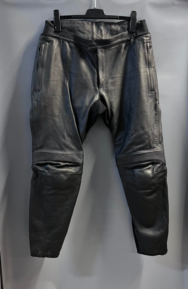 Pantaloni moto Dainese mărimea 56 PPI0031