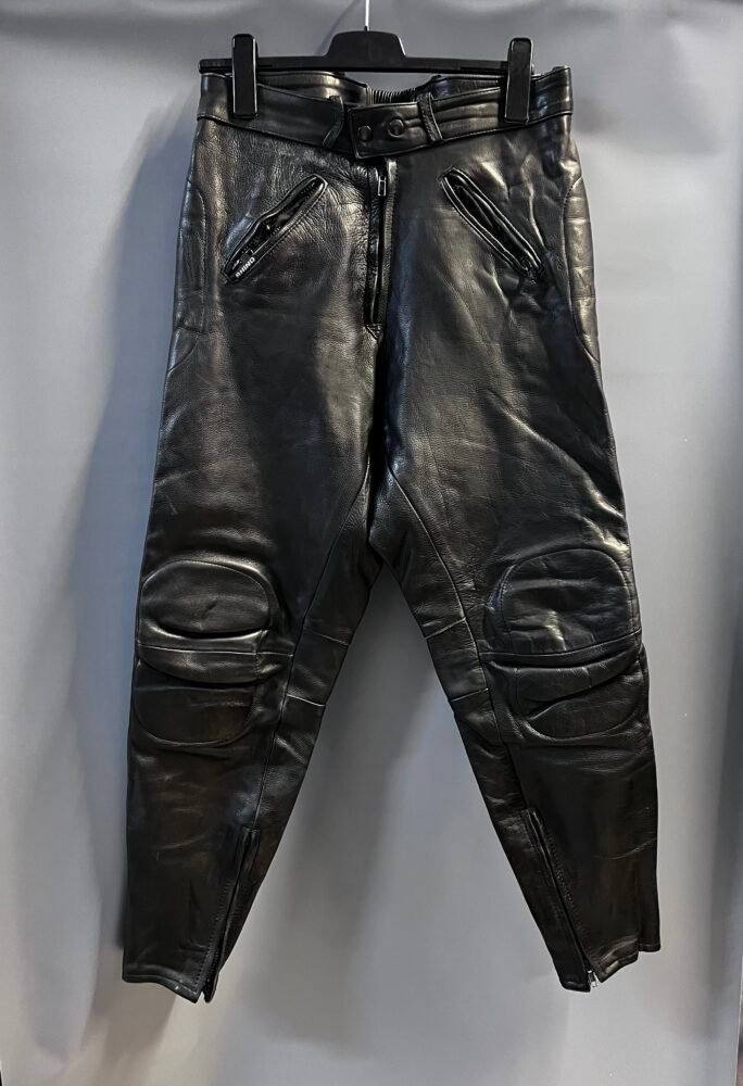 IMG_9068 Pantaloni piele mărimea 36 PPI0032