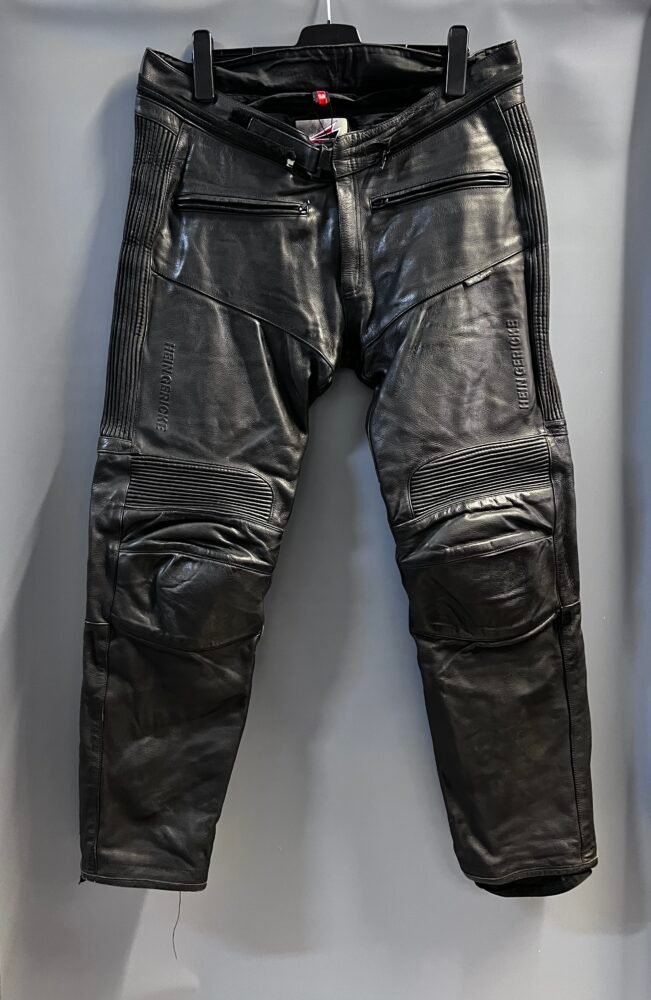 IMG_9125 Pantaloni piele mărimea 58 PPI0042