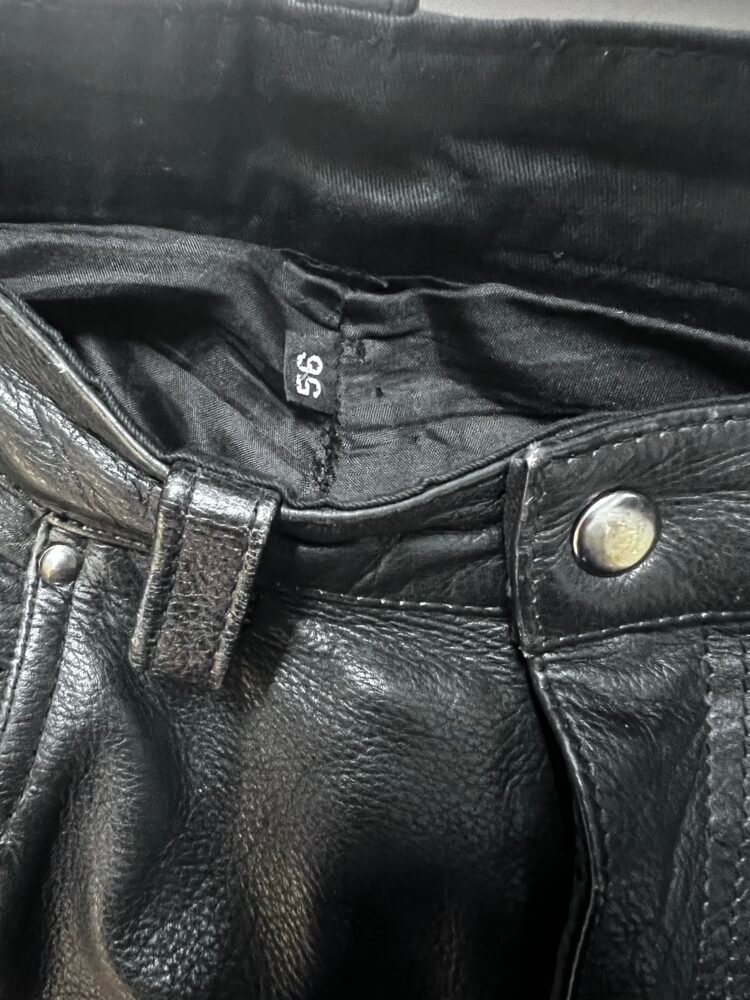 Pantaloni piele mărimea 56 PPI0049 4 Pantaloni piele mărimea 56 PPI0049 - imagine 4