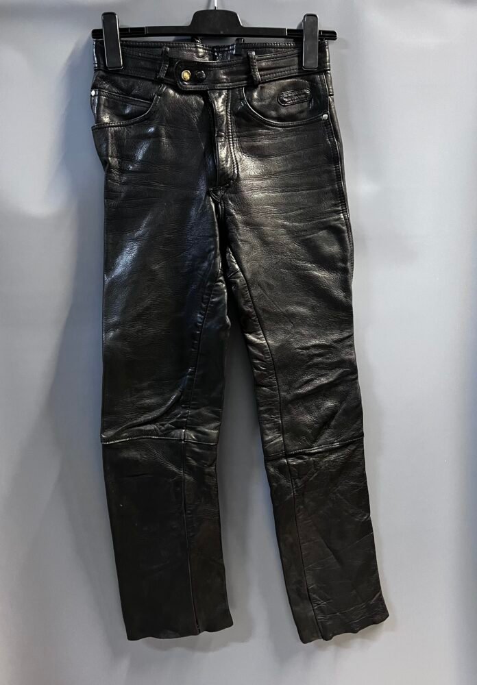 Pantaloni piele mărimea M PPI0050 2 Pantaloni piele mărimea M PPI0050 - imagine 2