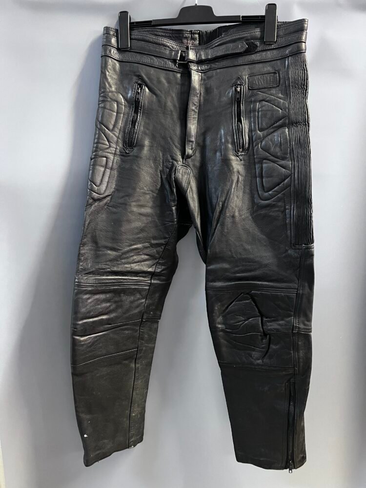 Pantaloni piele mărimea 54 PPI0059 2 Pantaloni piele mărimea 54 PPI0059 - imagine 2