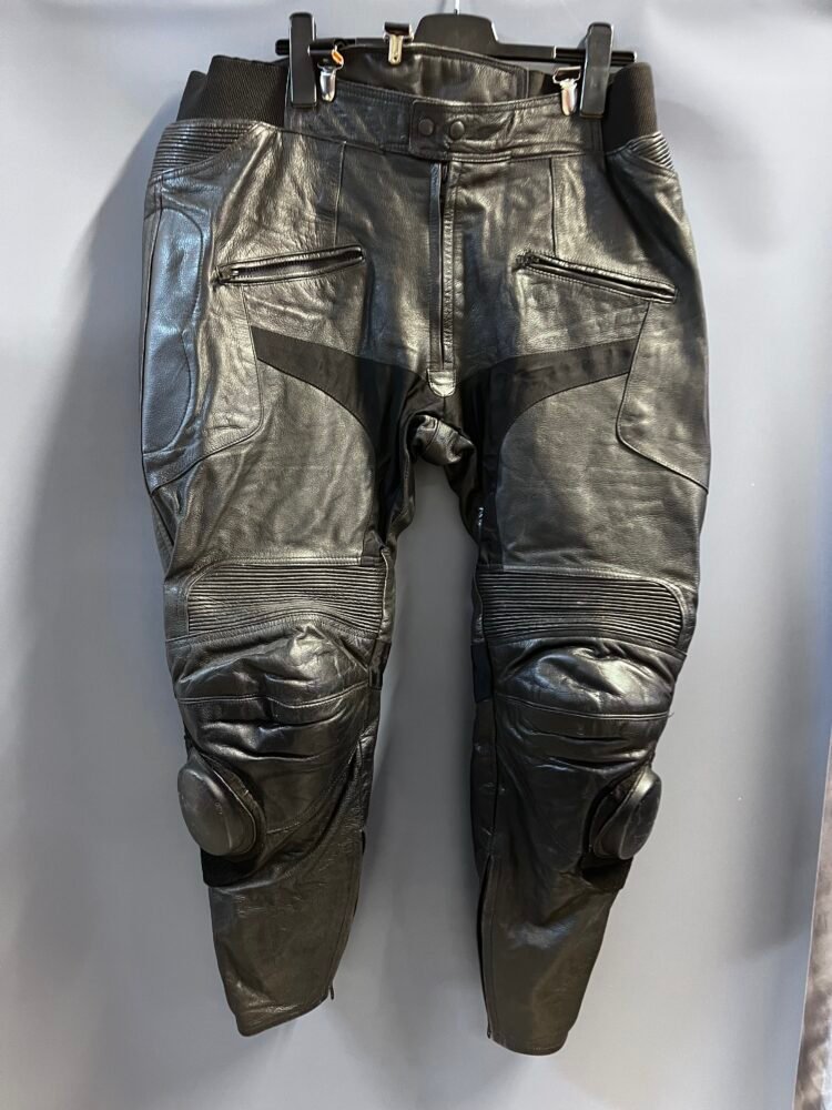 Pantaloni piele XXL PPI0068 2 Pantaloni piele XXL PPI0068 - imagine 2