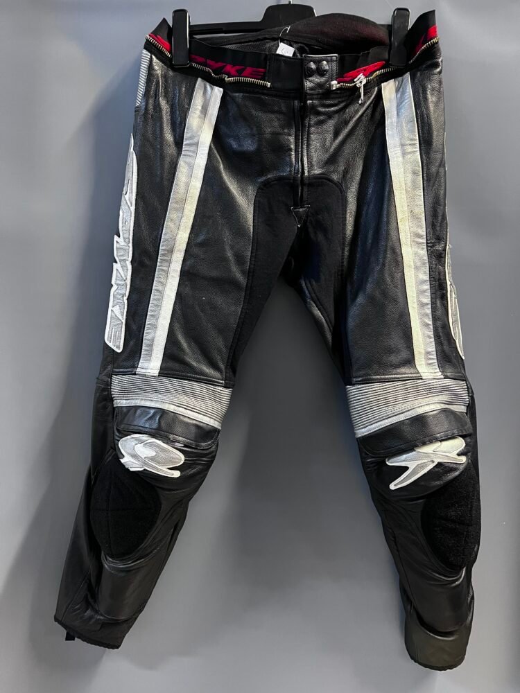 IMG_9382 Pantaloni piele L-XL PPI0069