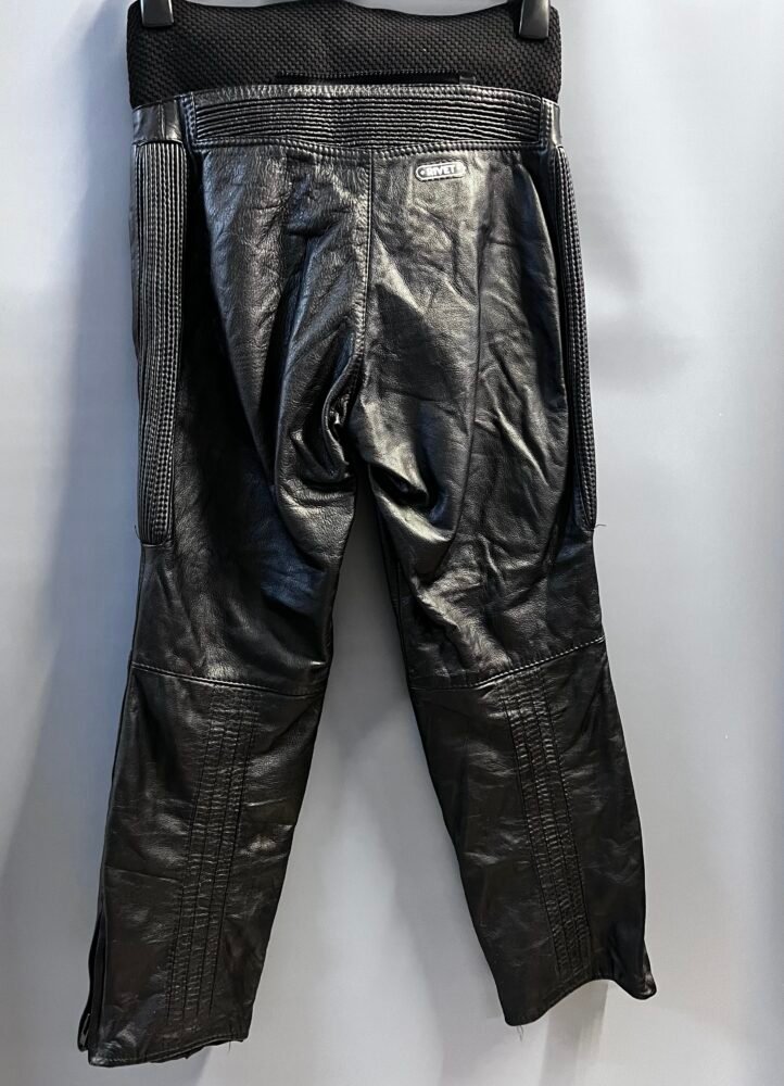 Pantaloni piele mărimea M PPI0081 4 Pantaloni piele mărimea M PPI0081 - imagine 4