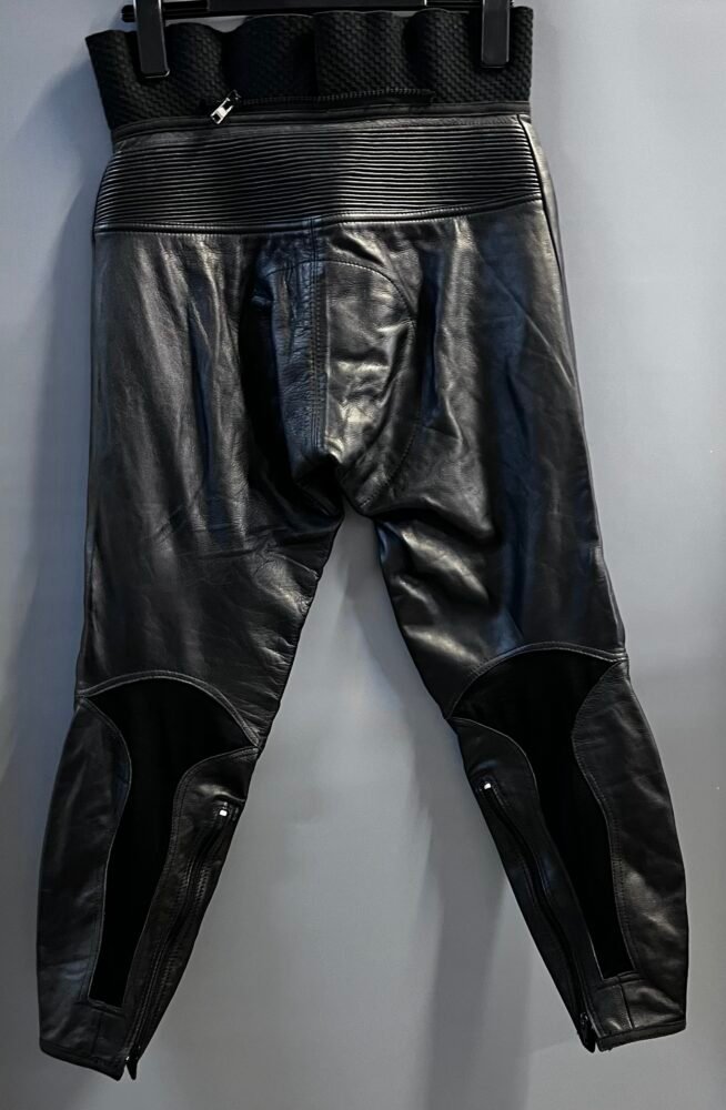 Pantaloni piele mărimea M PPI0082 4 Pantaloni piele mărimea M PPI0082 - imagine 4