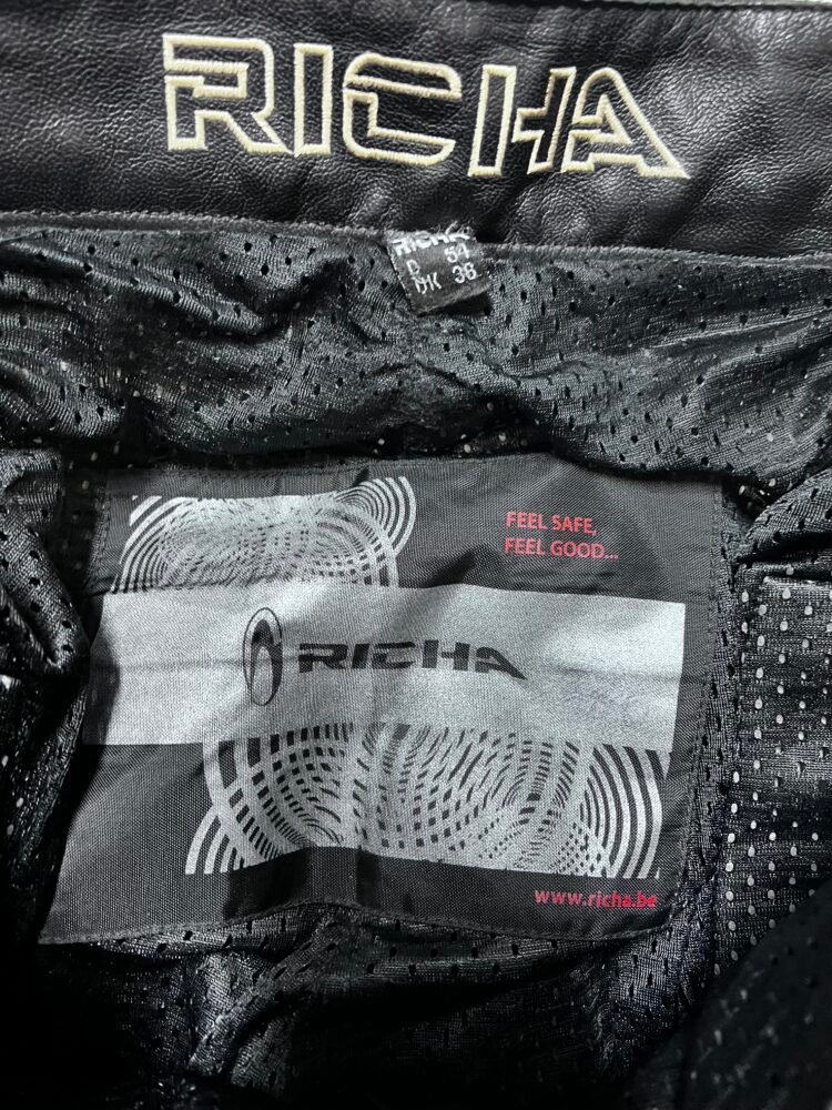 Pantaloni piele mărimea 54 PPI0085 5 Pantaloni piele mărimea 54 PPI0085 - imagine 5