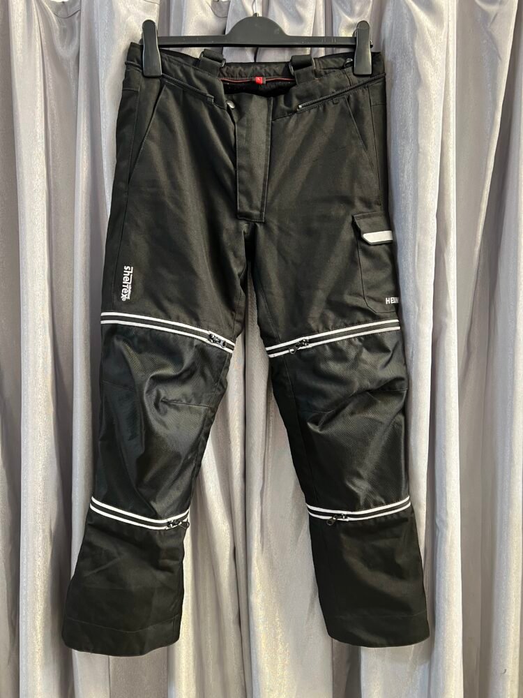 IMG_1228 Pantaloni Hein Gericke talie 40 cm PTE0086