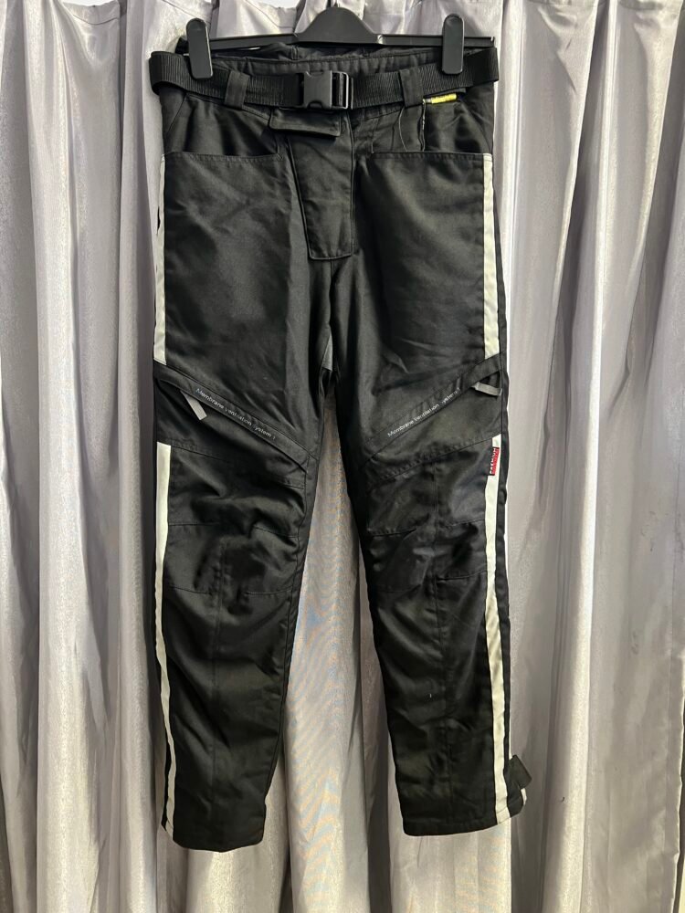 Pantaloni mărimea 38-40 PTE0090