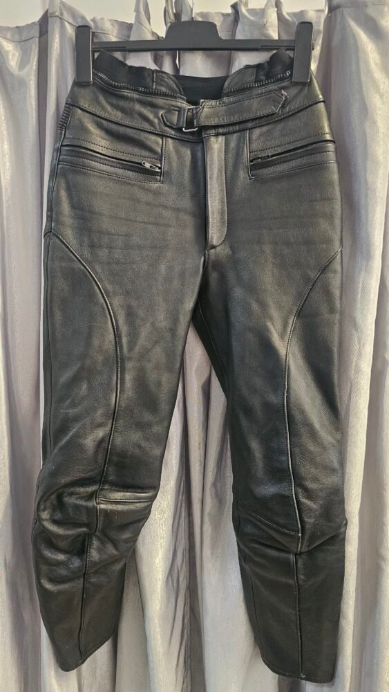 20260423_101414 Pantaloni moto piele dama S PPI0108