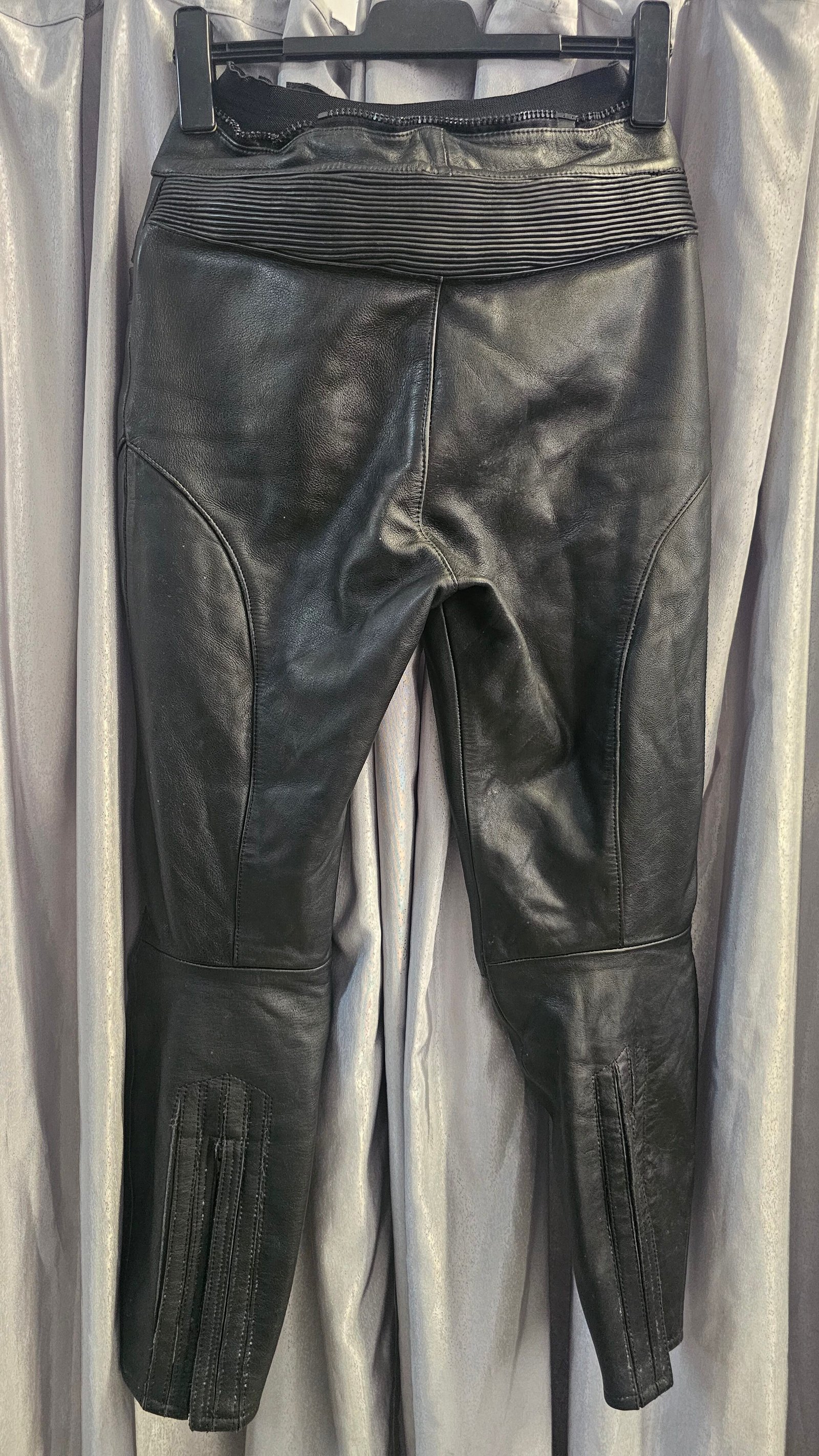 Pantaloni moto piele dama S PPI0108 2 Pantaloni moto piele dama S PPI0108 - imagine 2