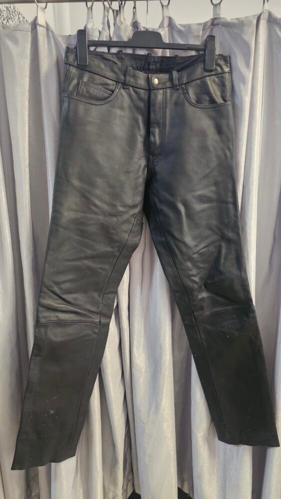 20260423_114922 Pantaloni moto piele M PPI0112