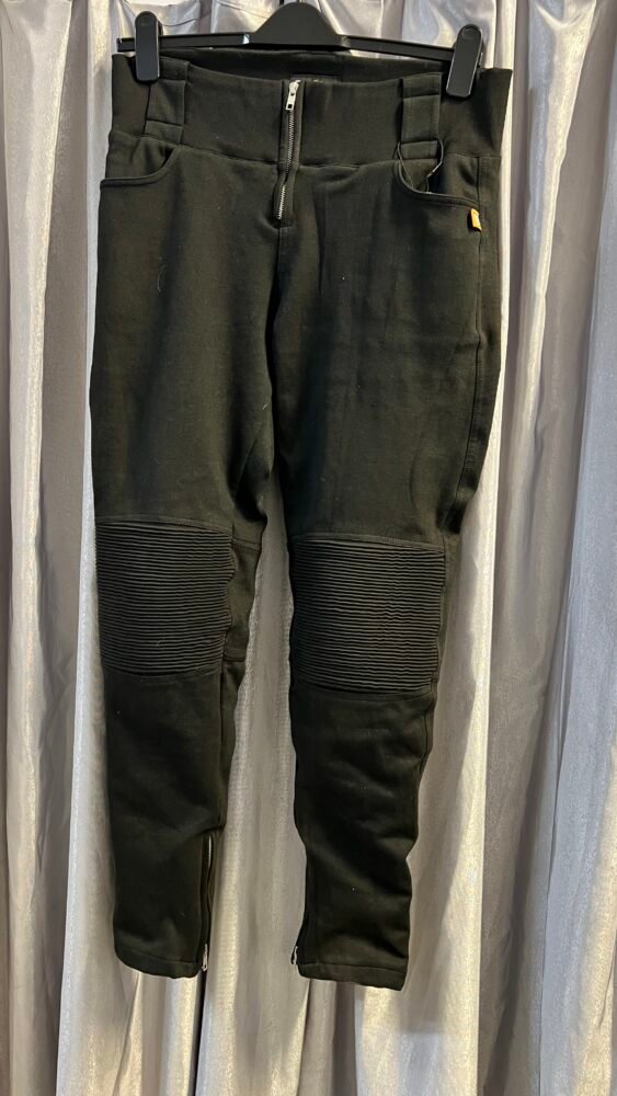 IMG_2343 Pantaloni damă L-XL PTE0099