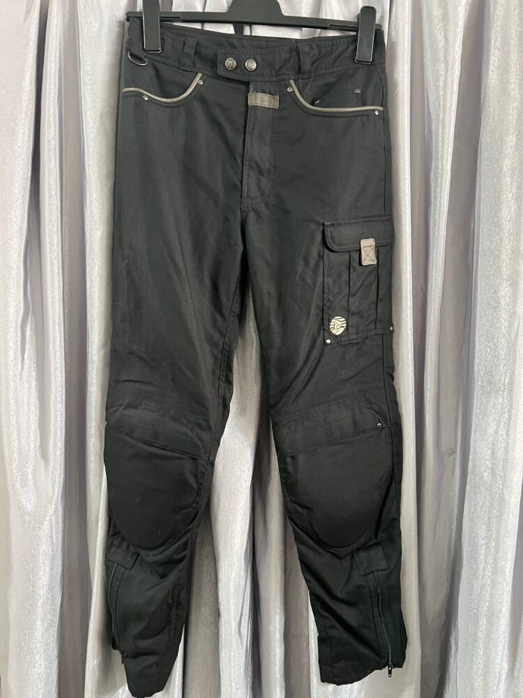 IMG_2465 Pantaloni mărimea M PTE0119