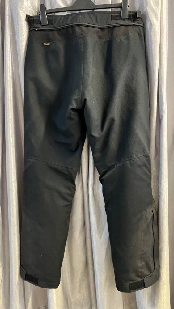 Pantaloni BMW mărimea 52 PTE0127 4 Pantaloni BMW mărimea 52 PTE0127 - imagine 4