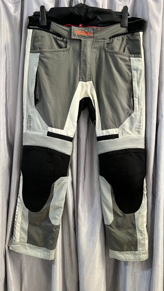 Pantaloni mărimea 52 PTE0132 1 Pantaloni mărimea 52 PTE0132