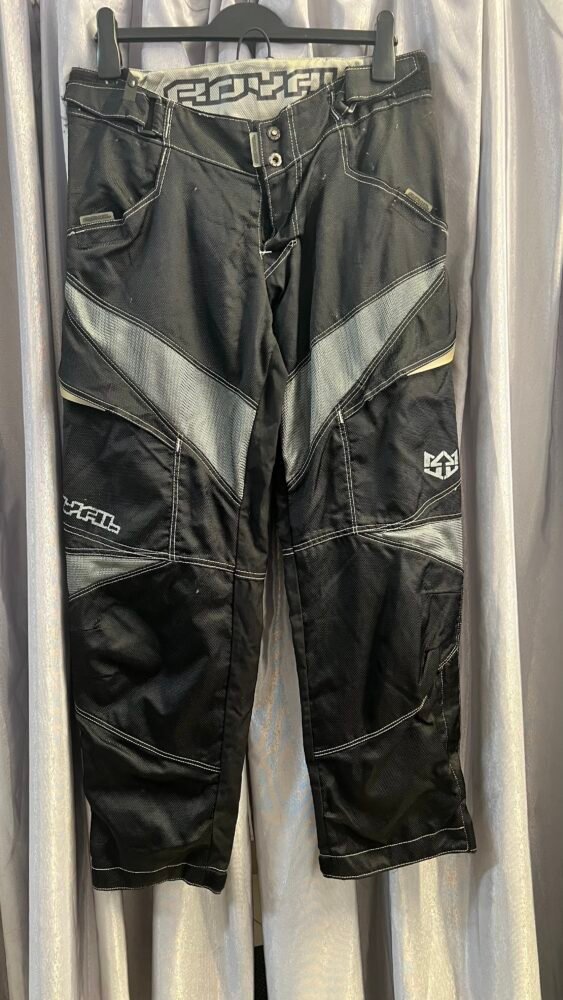 Pantaloni cross măriimea L PCE0025