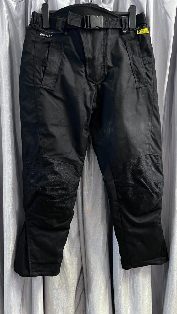 IMG_3382 Pantaloni mărimea L PTE0161