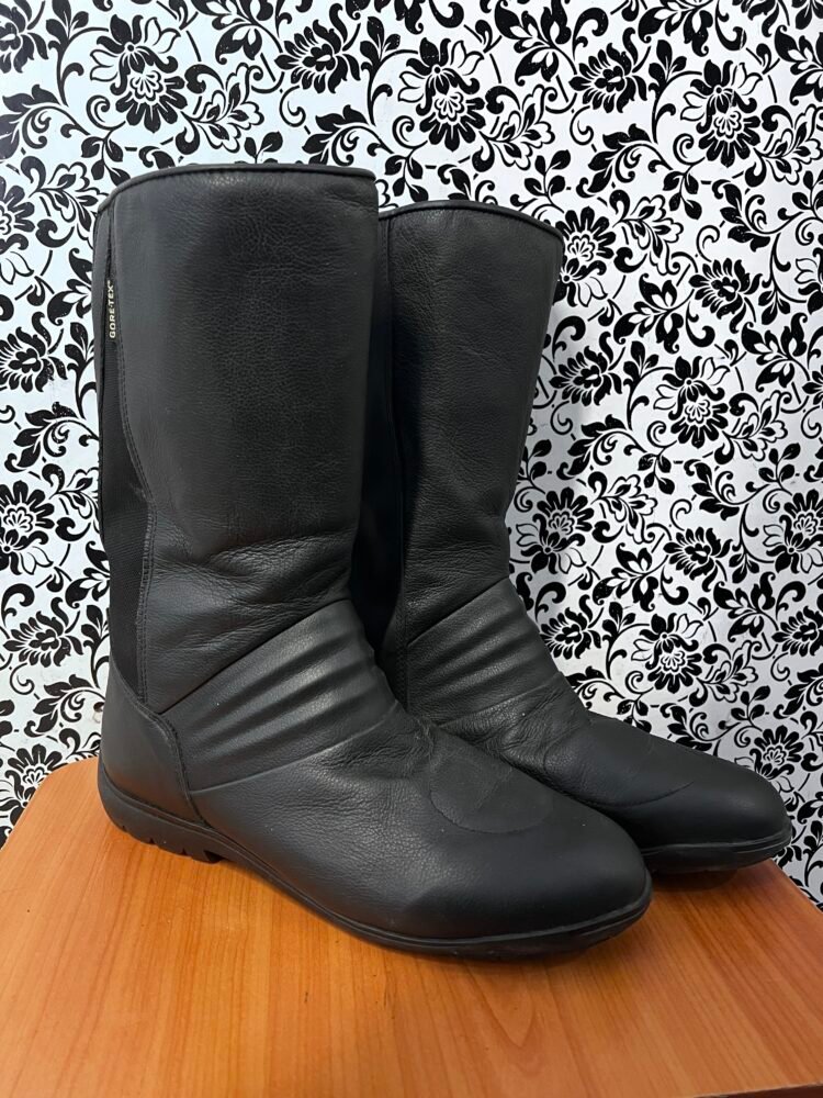 Cizme Dainese mărimea 45 CIZ0031