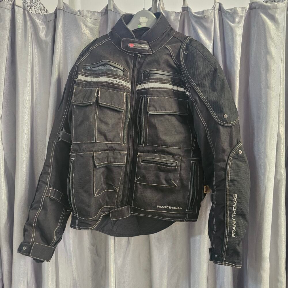 20260528_101912 Geaca moto marimea M GTE0256