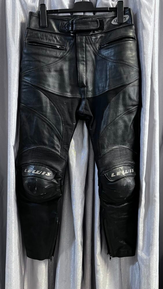 Pantaloni piele mărimea 32 PPI0119