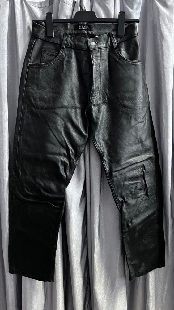 Pantaloni piele mărimea 32 PPI0120