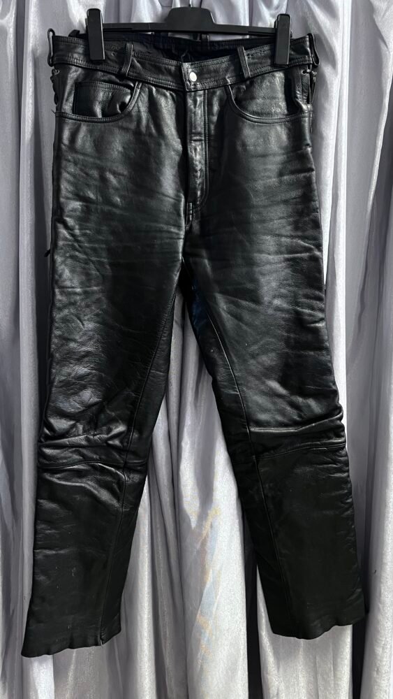 Pantaloni piele cu șnur mărimea L PPI0165