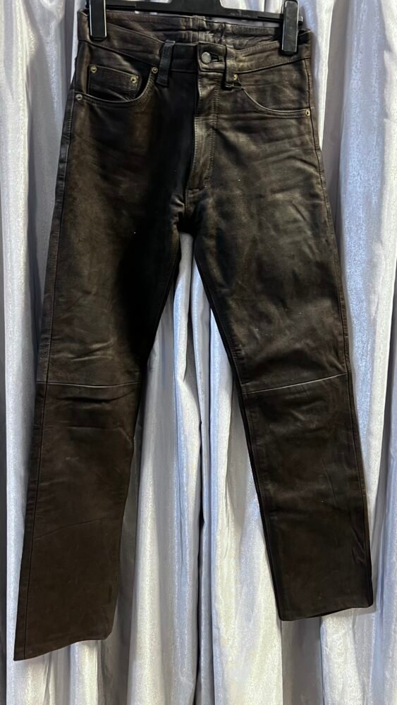 Pantaloni piele mărimea S-M PPI0176 3 Pantaloni piele mărimea S-M PPI0176 - imagine 3