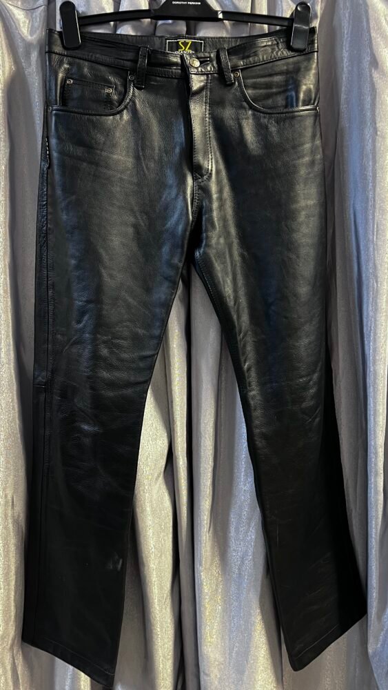 Pantaloni piele mărimea 34 PPI0175