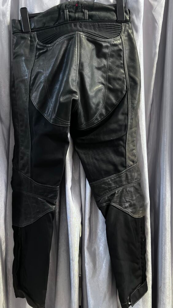 Pantaloni piele mărimea 50 PPI0195 4 Pantaloni piele mărimea 50 PPI0195 - imagine 4