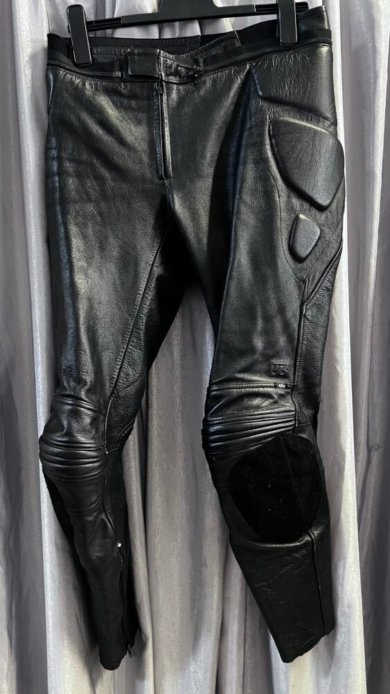IMG_6734 Pantaloni piele S-M PPI0197