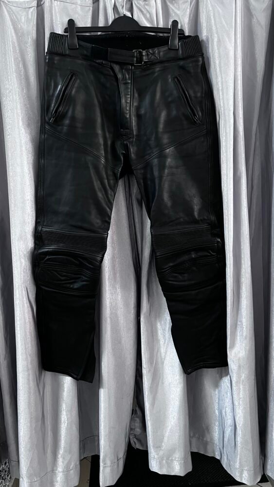 IMG_7428 Pantaloni piele Richa 36 PPI0233
