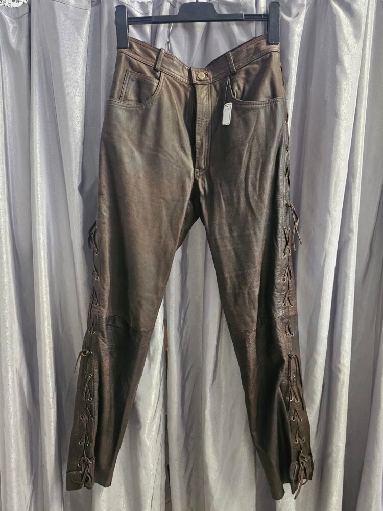 Pantaloni piele cu snur marimea M PPI0241