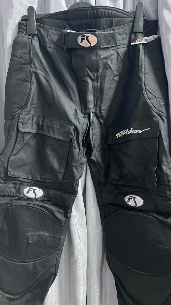 Pantaloni mărimea M-L PTE0235 3 Pantaloni mărimea M-L PTE0235 - imagine 3
