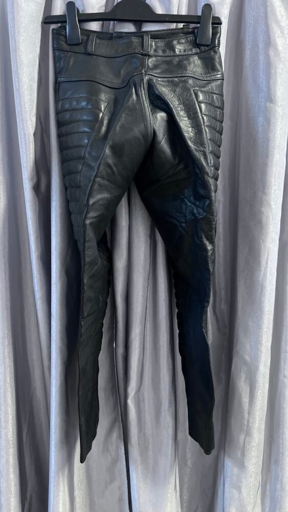 Pantaloni piele mărimea XS PPI0247 4 Pantaloni piele mărimea XS PPI0247 - imagine 4