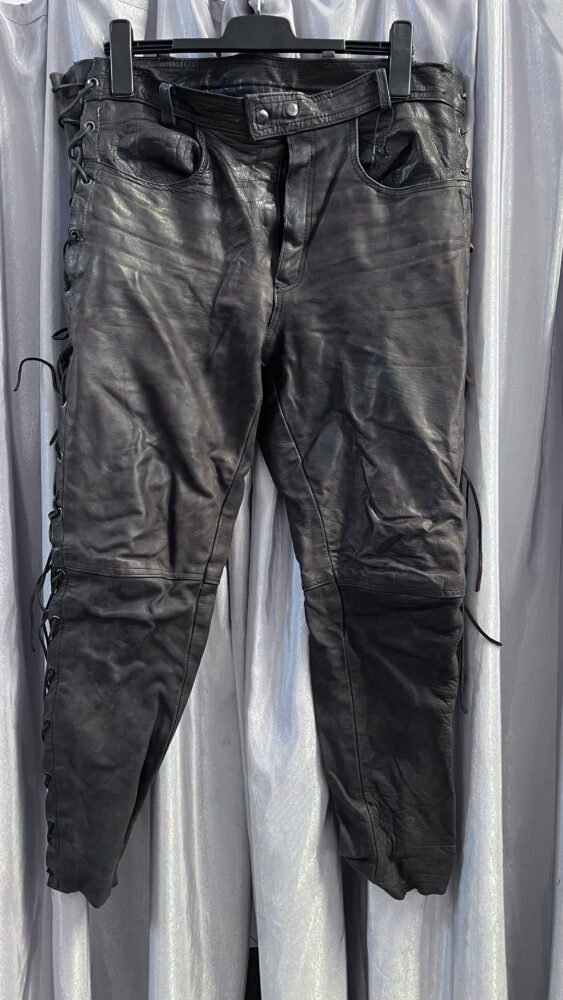 Pantaloni piele mărimea XL PPI0255 2 Pantaloni piele mărimea XL PPI0255 - imagine 2