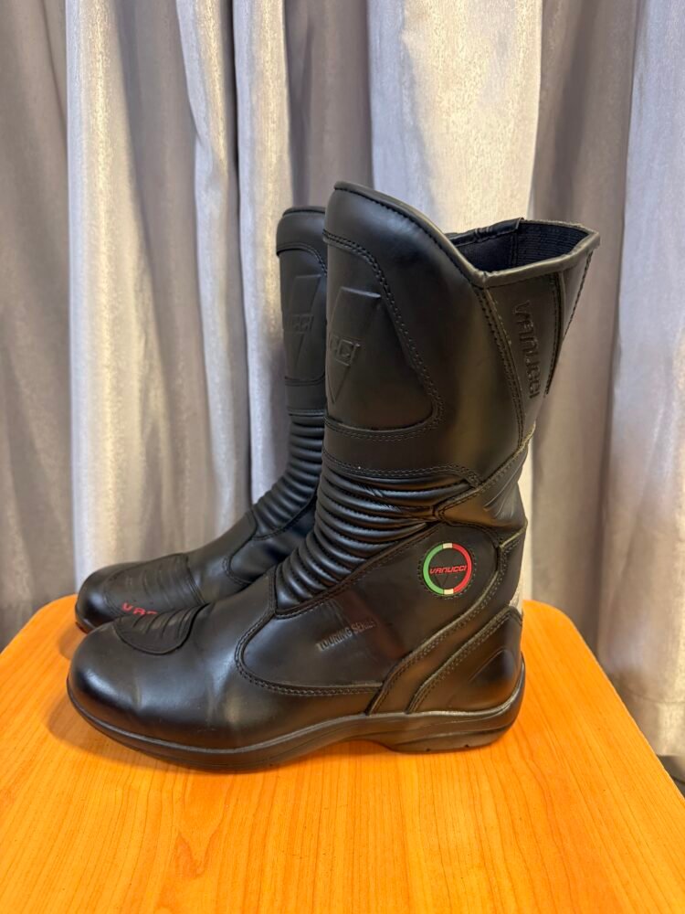Cizme Vanucci mărimea 39 CIZ0047