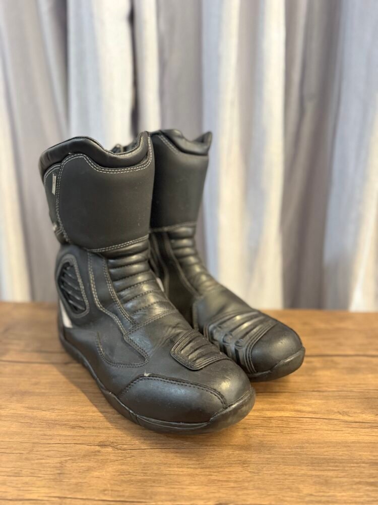Ghete moto mărimea 45 GHE0058