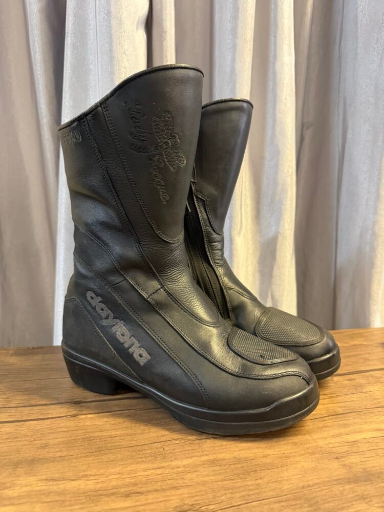 Cizme Daytona mărimea 39 CIZ0056